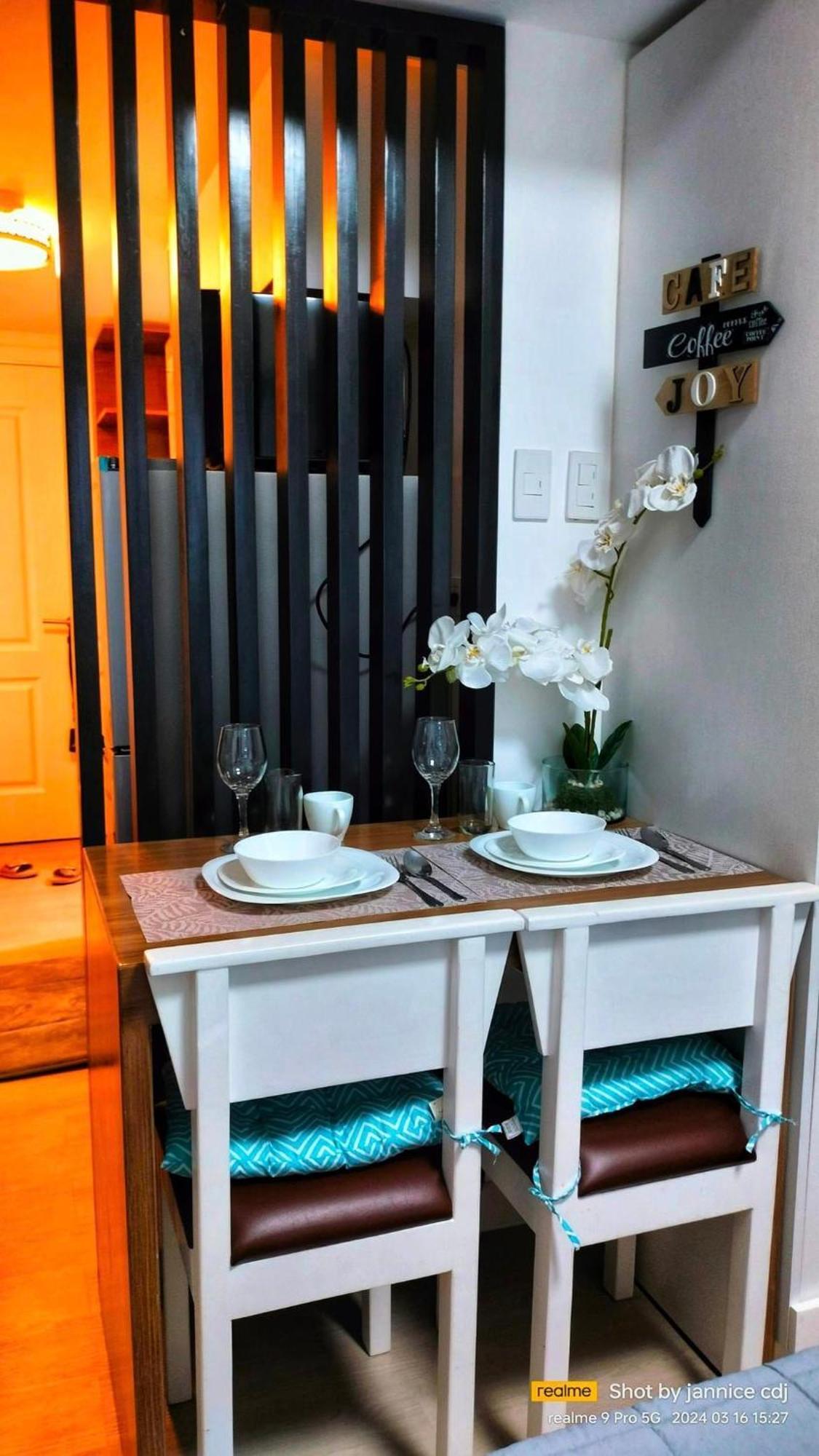 The Aces Crib At Azure North Pampanga Aparthotel Bagian luar foto