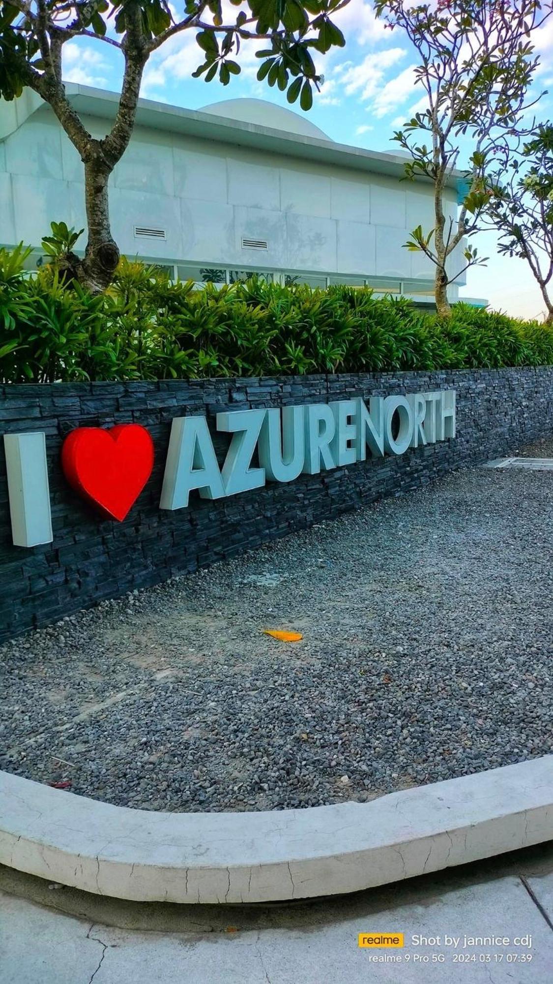 The Aces Crib At Azure North Pampanga Aparthotel Bagian luar foto