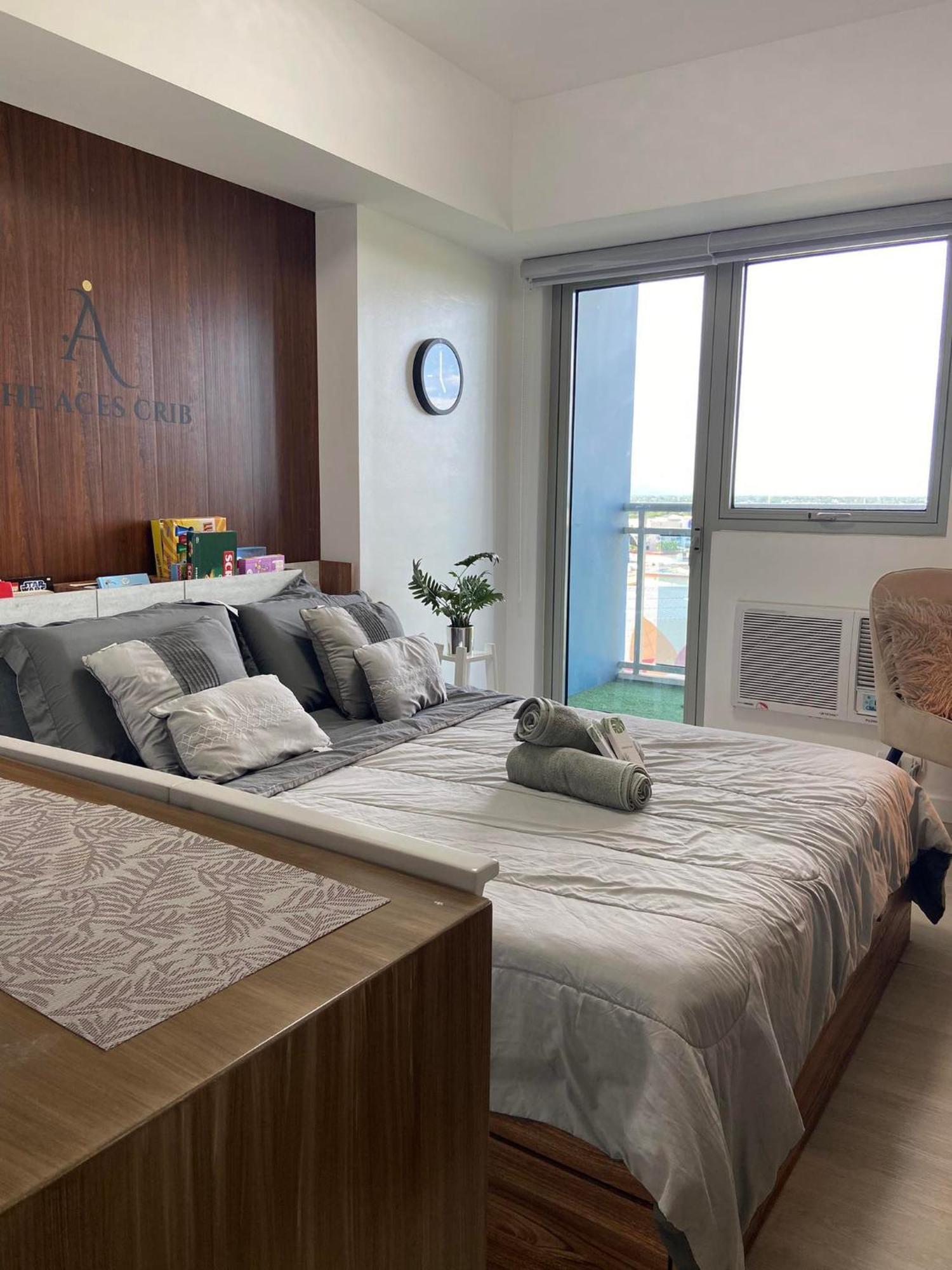 The Aces Crib At Azure North Pampanga Aparthotel Bagian luar foto